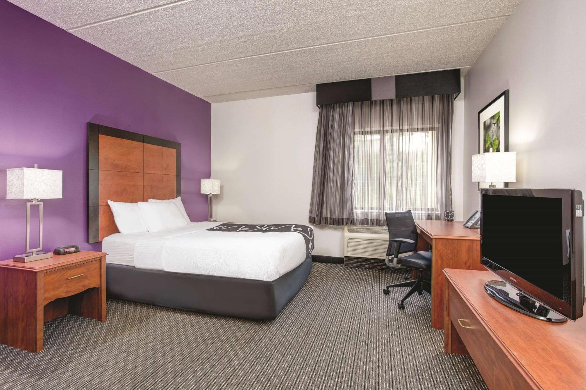 La Quinta By Wyndham Atlanta Roswell Hotell Exteriör bild