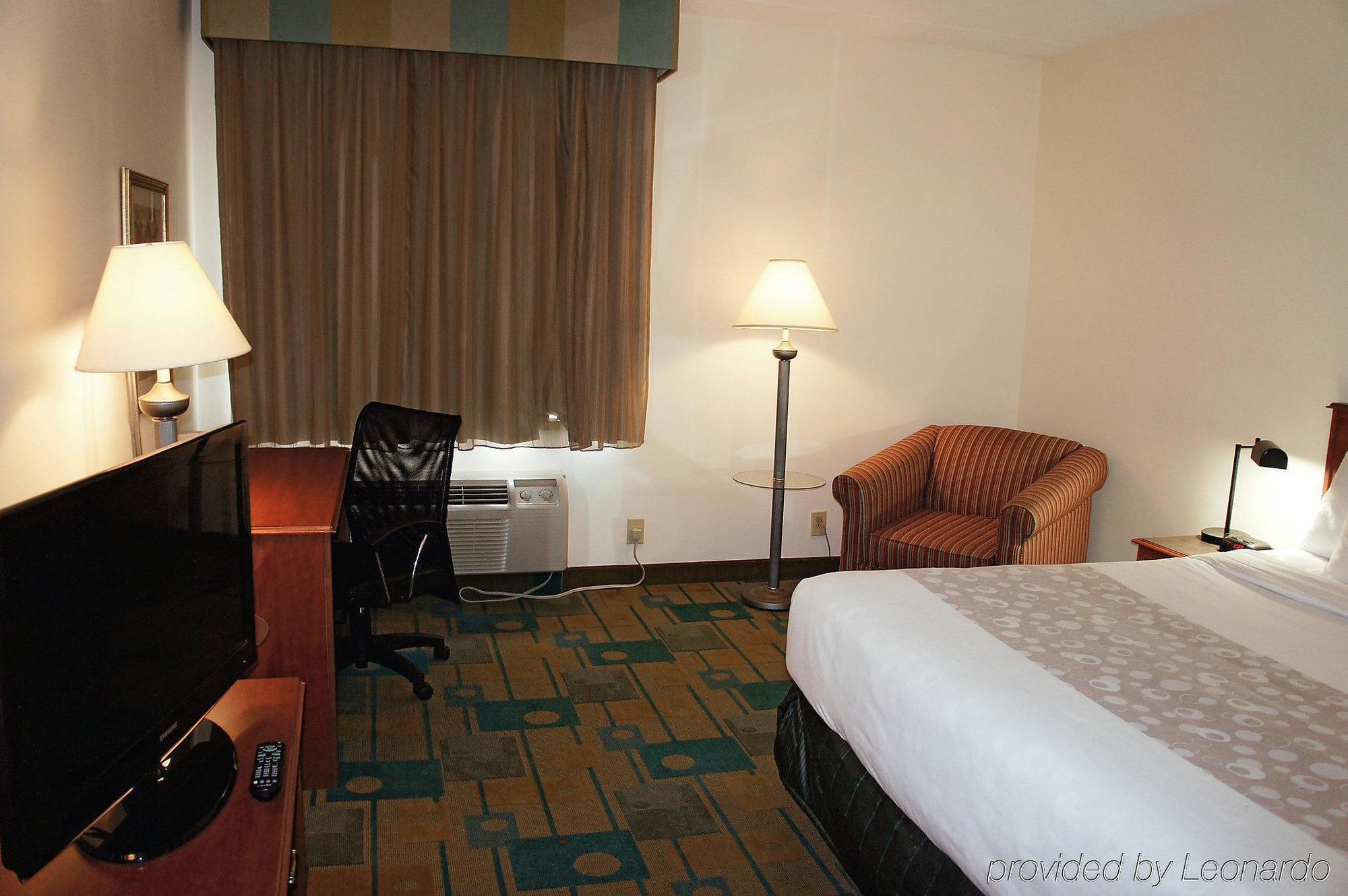 La Quinta By Wyndham Atlanta Roswell Hotell Exteriör bild